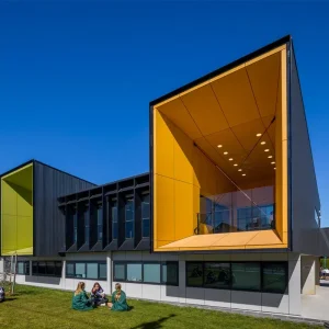 ExoTec Facade™ 面板与系统